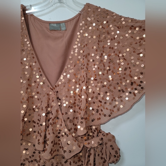 ASOS Design Copper Scatter Sequin Dress Cape Back High Low Hem Size 6 - Picture 8 of 16